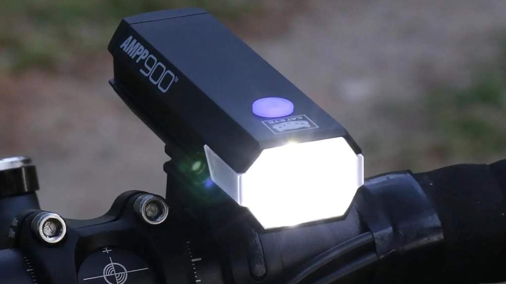 CATEYE AMPP900 Bike Light - Bright Bicycle Safety Headlight