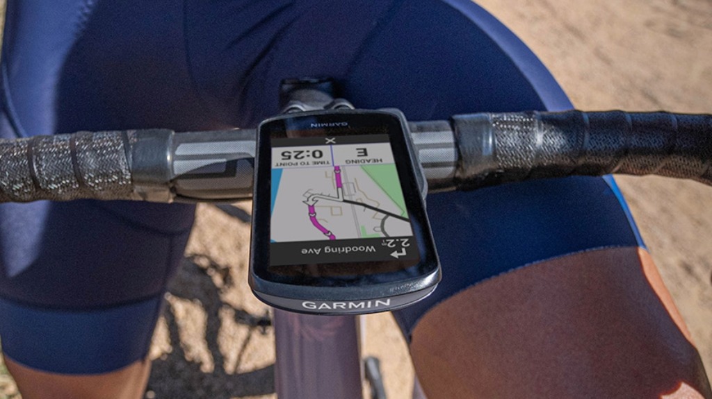 Garmin Edge® 1040 Solar Bike Computer - Advanced GPS Bike Computer - Ride Your Route