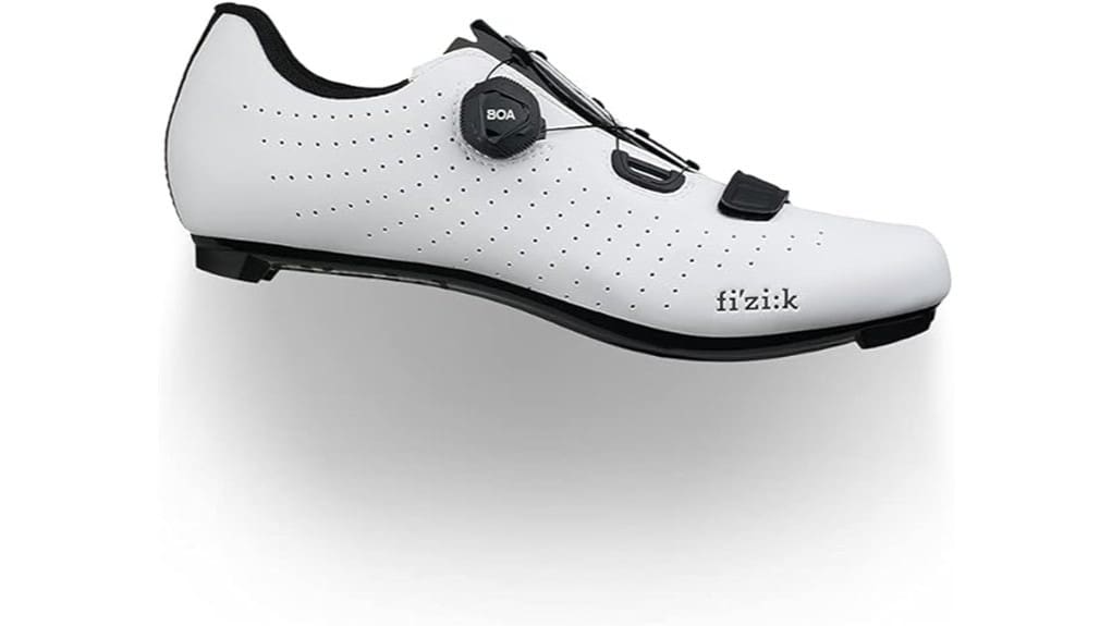 road focused stiff carbon soles